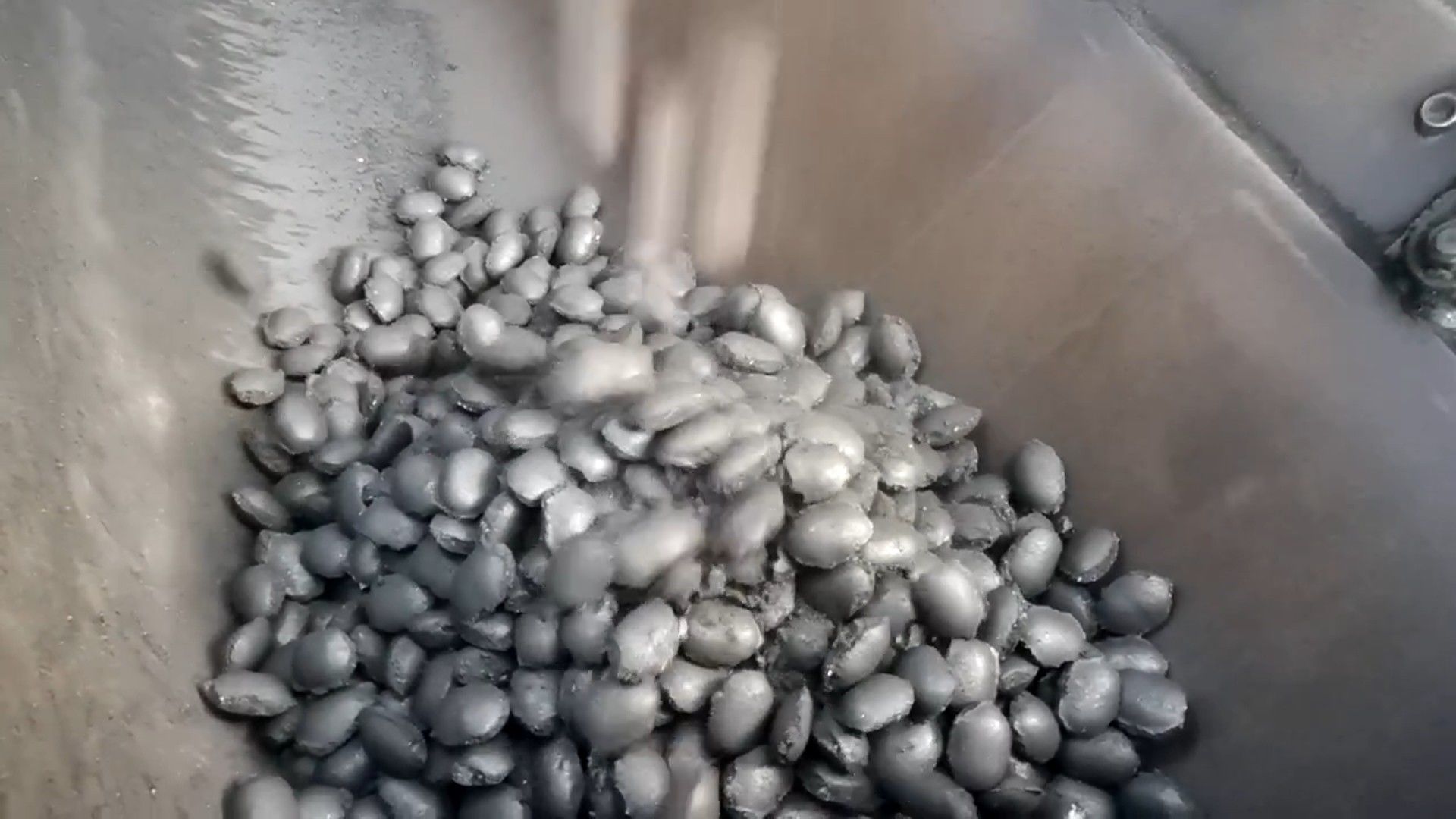 转底炉脱锌手艺与粘合剂的应用